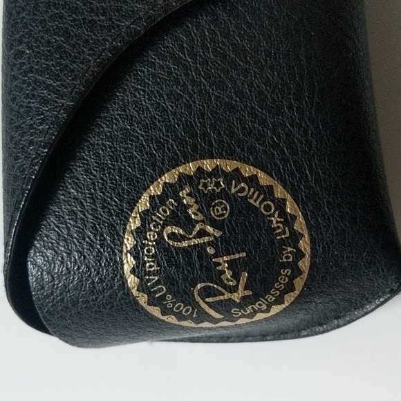 Ray-Ban Cases - Picture 2 of 5